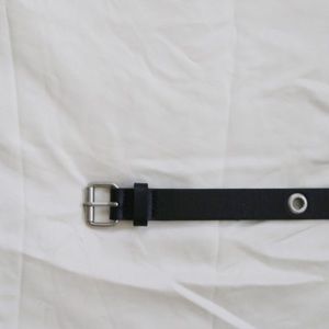 Brandy Melville Silver Circle Buckle Belt
